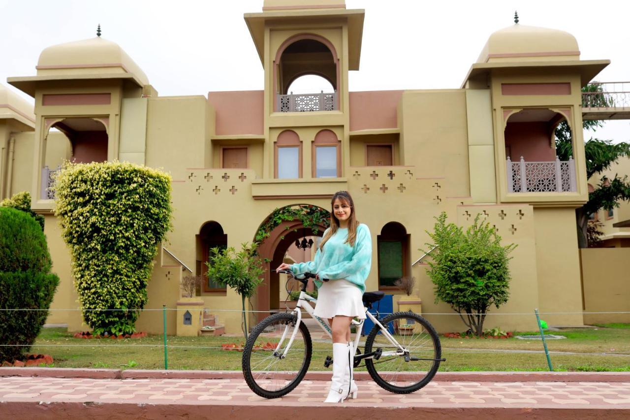 Heritage Village Resort & Spa Manesar-Gurgaon Bagian luar foto