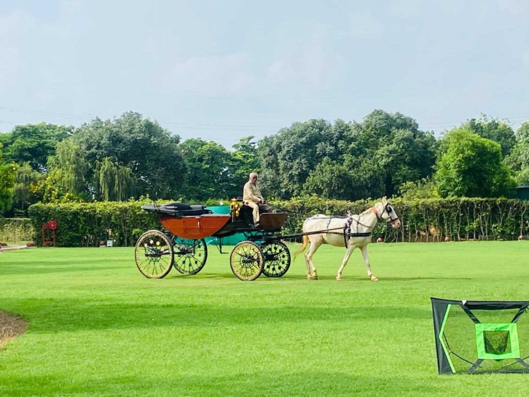Heritage Village Resort & Spa Manesar-Gurgaon Bagian luar foto